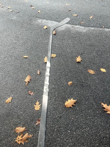 Senior CCM RibCor Trigger 10 Pro Right Handed Hockey Stick P86 75 Flex Pro Stock (Used)