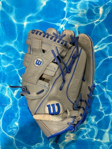 Wilson A500 RH Baseball Glove 12.5" (Used)
