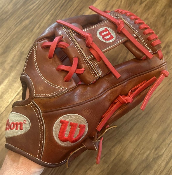 Infield RH Wilson A2000 Baseball Glove 11.75”