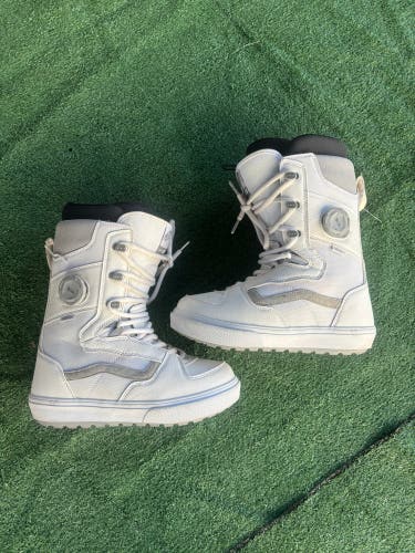 Men's Vans Invado OG Snowboard Boots | Size M 8.0 (W 9.0)