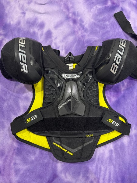 Medium Junior Bauer Supreme S29 Shoulder Pads (Used)