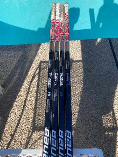 Pro Stock Intermediate Bauer Vapor Hyperlite Left Hand Hockey Stick P28M 55 Flex