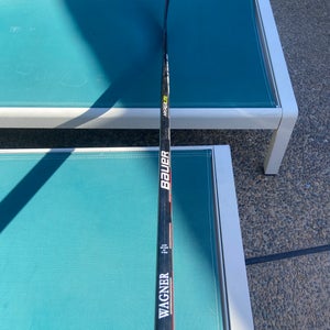 Pro Stock Bauer Vapor Hyperlite Left Hand Hockey Stick P28 55 Flex