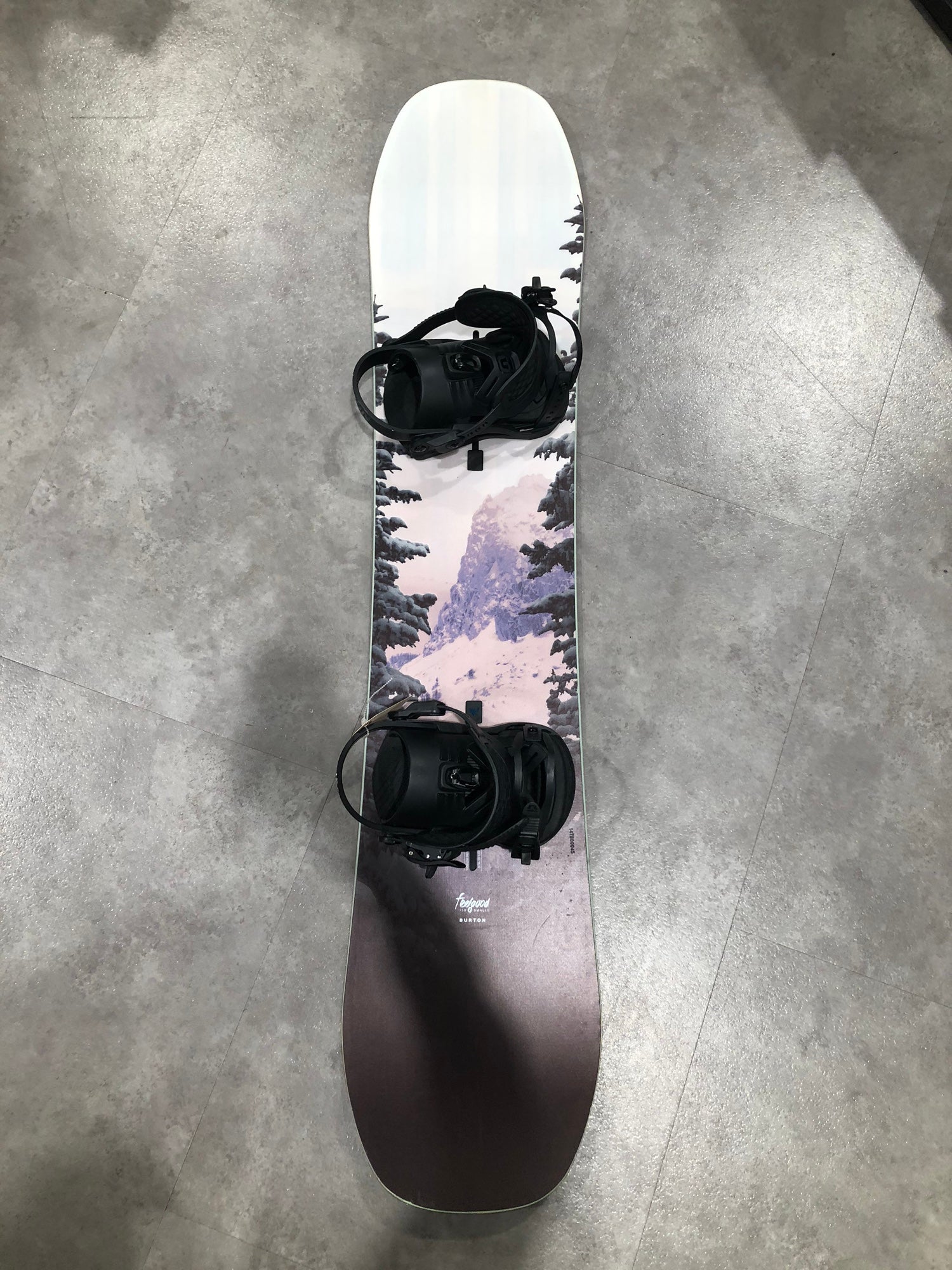 Kid's Burton Feelgood Smalls Snowboard - 135 cm | SidelineSwap