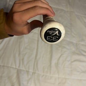 Victus APV Bat (-3) 30 oz 33" (Used)