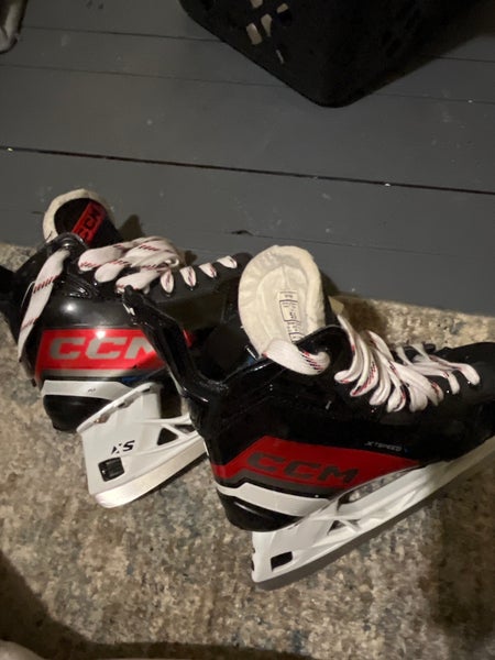 2023 CCM JetSpeed FT670 Hockey Skates Regular Width Size 5.5 (Used)