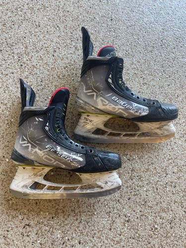 Bundle - Hyperlite skates and Bauer pants