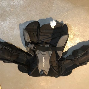 Large/Extra Large 2023 Bauer GSX Goalie Chest Protector (Used)