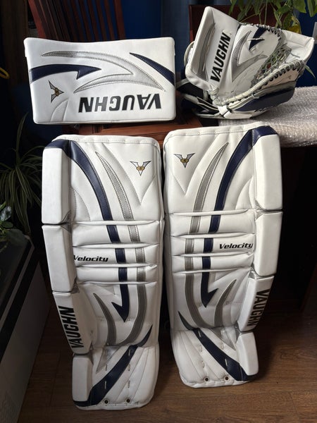 36" 2013 Vaughn Velocity V5 Regular Goalie Full Set (Used)
