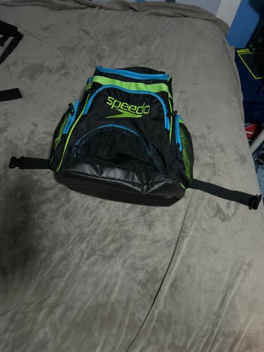 Speedo swim bag 65 L turquoise and lime green