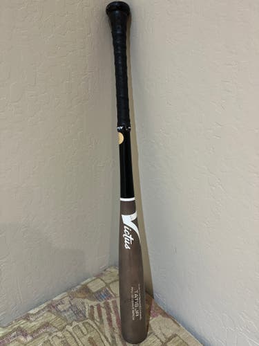 Victus Tatis Birch USABat Certified Bat (-10) 18 oz 28" (Used)
