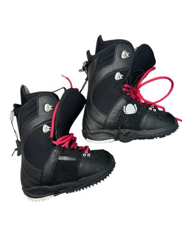 Used Burton FREESTYLE Womens Snowboard Boots Black Senior 6 11835-S000200635
