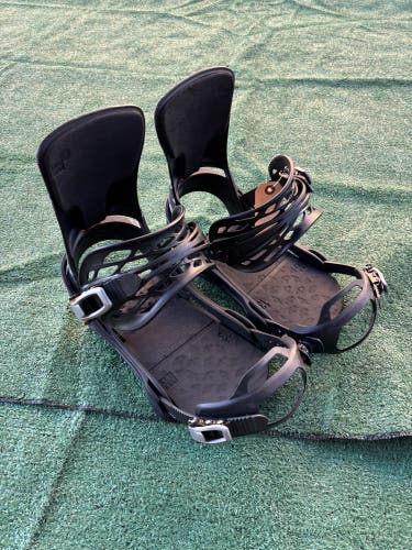 Men's Large Burton Cartel Snowboard Bindings