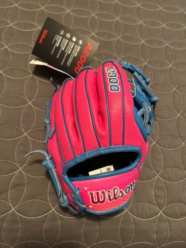 2025 Wilson A2000 1786 RH Infield Baseball Glove 11.5" (New)