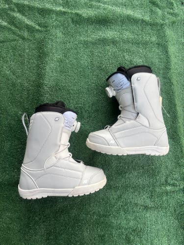 Women's K2 Haven Snowboard Boots | Size M 5.0 (W 6.0)