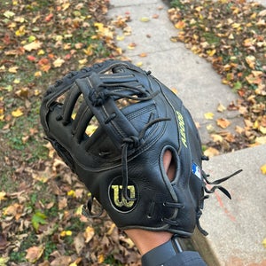 Wilson A2000 LH First Base Baseball Glove 12.5" (Used)