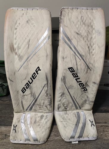XL Bauer Vapor 2X Pro Goalie Leg Pads (Used)
