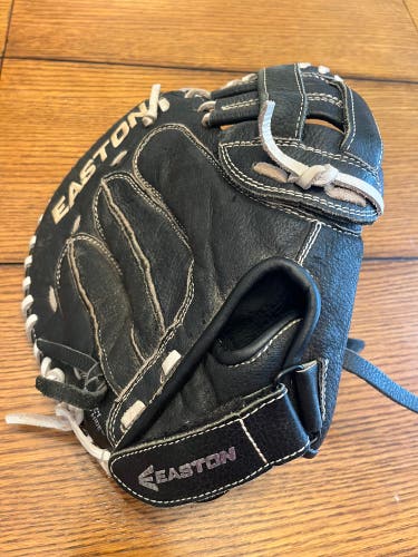 Easton Prowess RH Catcher's Softball Glove 32.5" (Used)