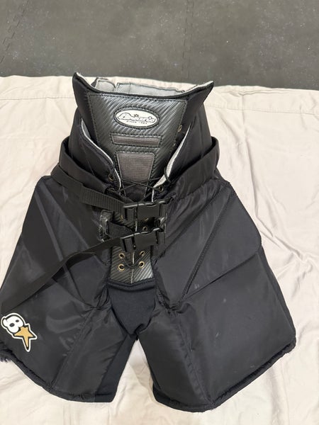 Intermediate Small Brian's Bstar Hockey Goalie Pants (Used)