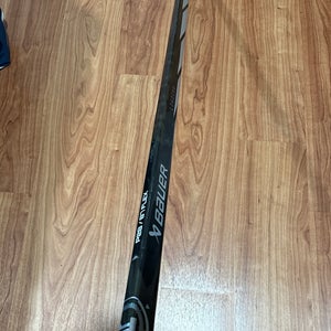 Senior Bauer Proto-R Right Handed Hockey Stick P28 87 Flex (New)