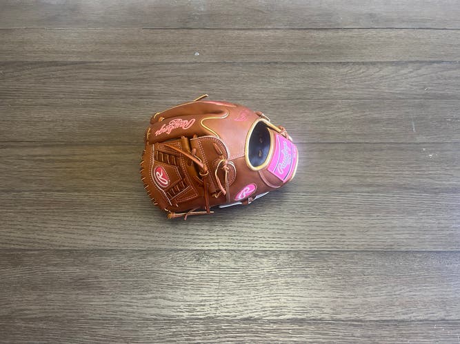 Rawlings Heart of the Hide Wingtip 11.75" Two Piece Web