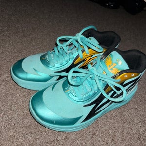 Men's 5Y (Big Kids / Youth) Puma Shoes (Used)