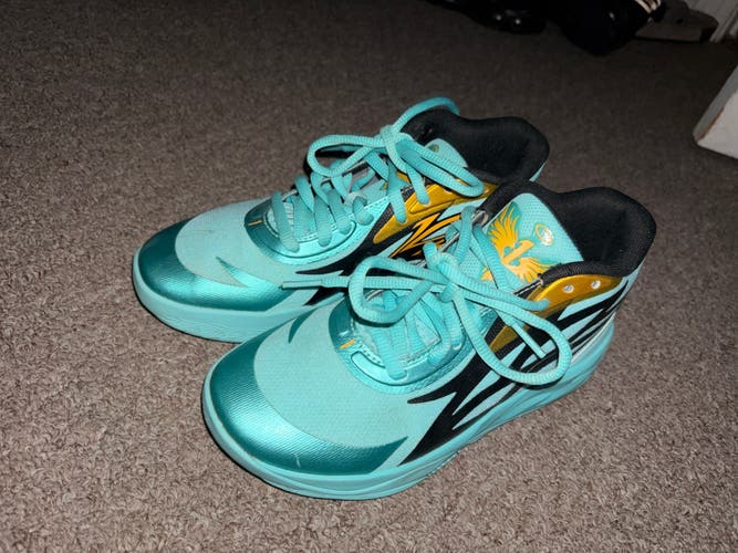 Men's 5Y (Big Kids / Youth) Puma Shoes (Used)