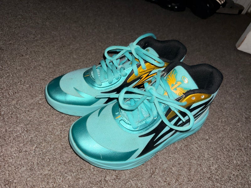 Men's 5Y (Big Kids / Youth) Puma Shoes (Used)