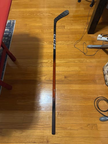 Senior CCM JetSpeed FT8 Pro Right Handed Hockey Stick P28 75 Flex (New)