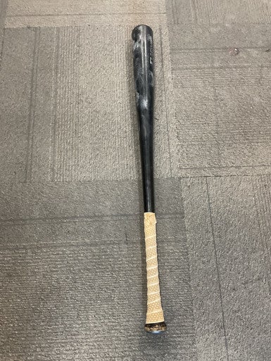 Used Louisville Slugger GENUINE BB/SB Wood Bat Black 32" 11614-S000224933