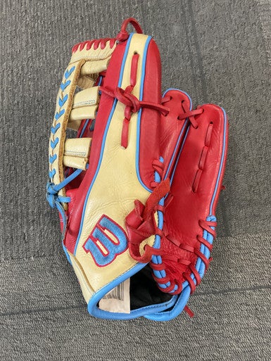 Used Wilson A1000 BB/SB Glove RH Throw Red 12 1/2" 11614-S000224998