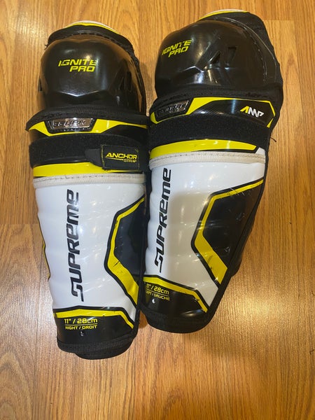 Junior Bauer Supreme Ignite 11" Shin Pads (Used)