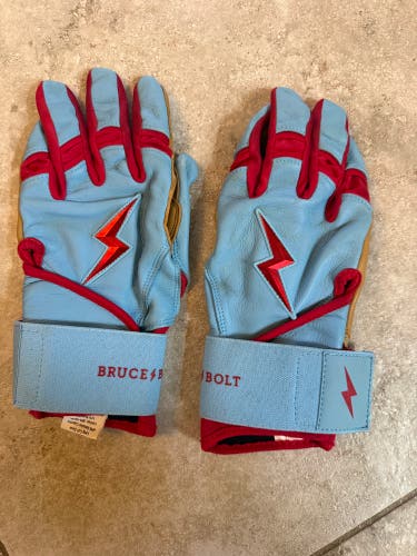 Bruce Bolt PREMIUM PRO BADER Series Long Cuff Batting Gloves (Used) - Adult Medium - Barely Used