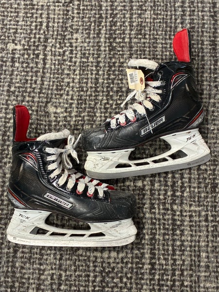 Junior Bauer Vapor X600 Hockey Skates Regular Width Size 4.5 (Used)