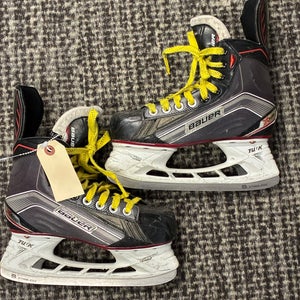 Junior Bauer Vapor X600 Hockey Skates Regular Width Size 3 (Used)