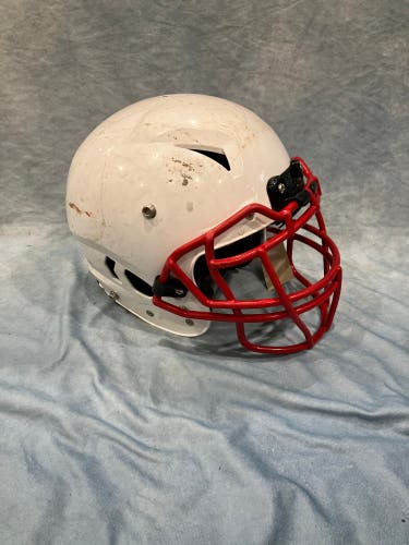 Youth Medium Schutt Vengeance A11 Helmet (Used)