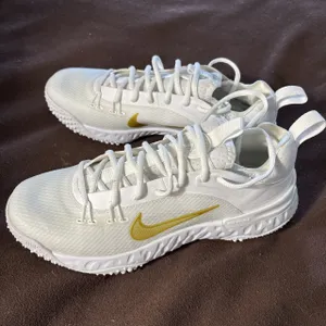 Nike Huarache 9 Elite TF LAX Lacrosse Size M 8.0 (W 9.0)
