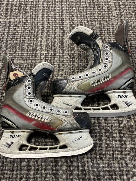Junior Bauer Vapor X5.0 Hockey Skates Regular Width Size 2 (Used)