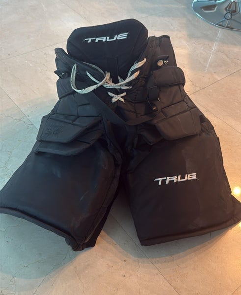 Senior XL True Hockey Goalie Pants Used for about 15 times.