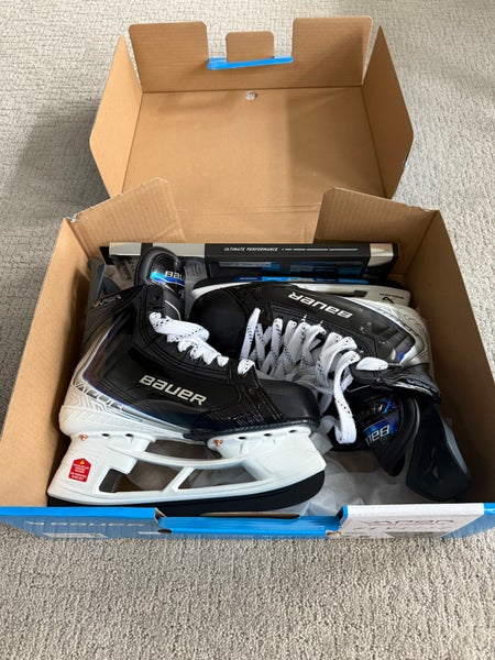 2025 Bauer Vapor Flylite Hockey Skates 7.5 (New)