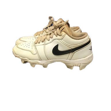 Used Jordan HF6558-100 BB/SB Cleats White Junior 04 11730-S000068046