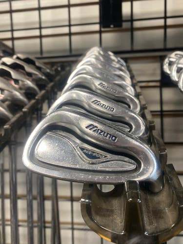 Mizuno Used Right Handed Men's Regular Flex Graphite Shaft 8 Pieces Iron Set