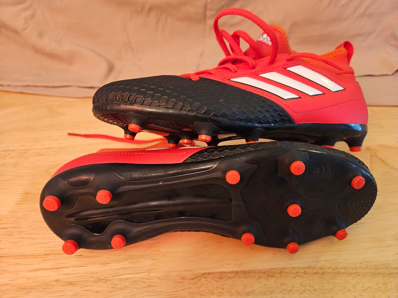 Red Unisex 5.5Y (Big Kids / Youth) Adidas Ace 17.3 Cleats (New)