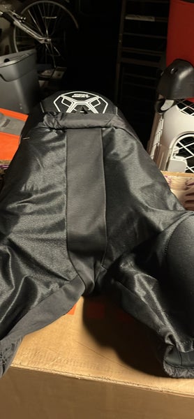 Men's Senior Large CCM Next Hockey Pants (Used)