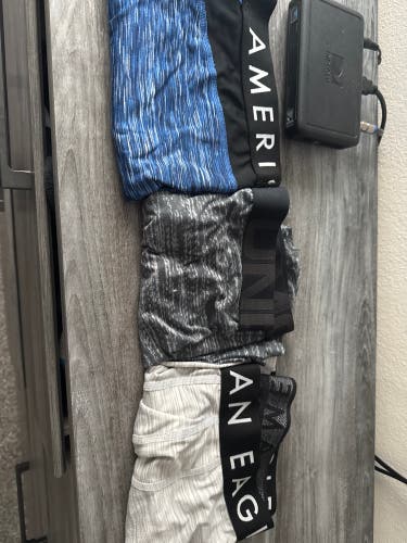 Under Armour (New)/ American eagle