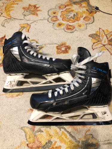 True SVH Custom Pro Two Piece Hockey Goalie Skates Wide Width Pro Stock 10 (Used)