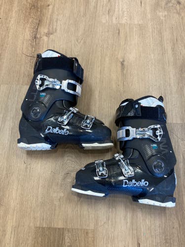 Mondo 26 & 26.5 Dalbello Luna60 Ski Boots (Used)