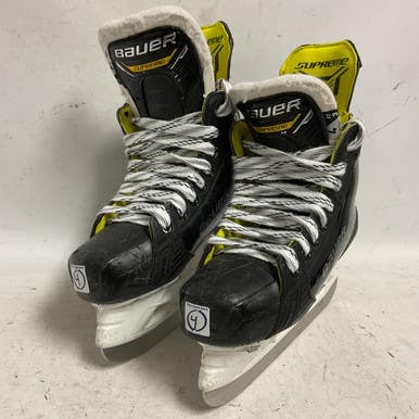 Used Bauer SUPREME M4 Intermediate Hockey Skate White/Black/Yellow Intermediate 4.0 11855-S000194411