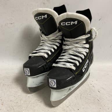 Used CCM TACKS AS 550 Junior Hockey Skate Junior 03 11855-S000194408