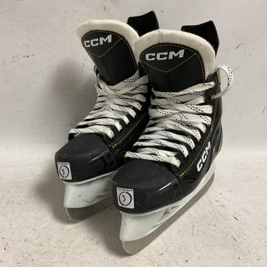 Used CCM TACKS AS 550 Junior Hockey Skate Junior 03 11855-S000194408